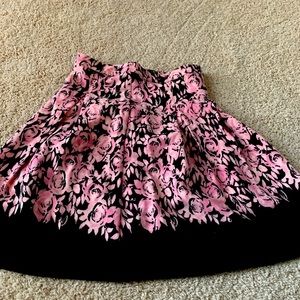 NWT Dress Barn black and pink floral skirt